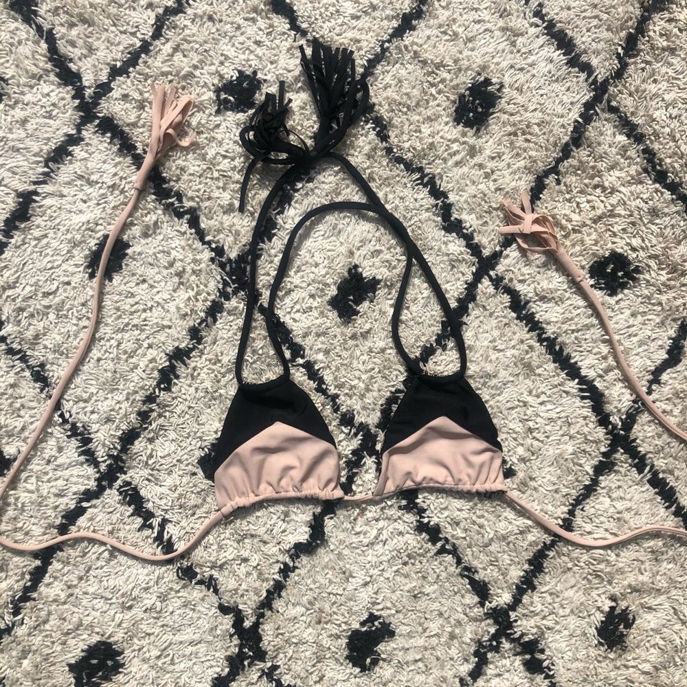 ACACIA BIKINI TOP